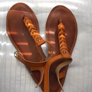 American Eagle sandals